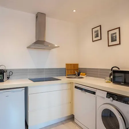 Superb Flat - Ac- 1br - 2p -