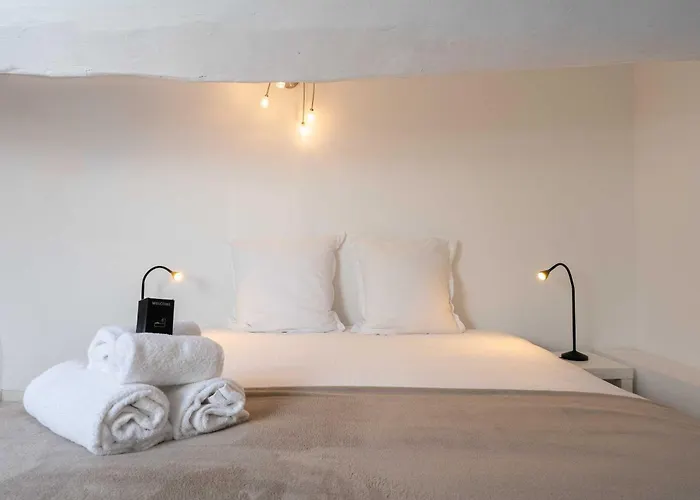 Superb Flat - Ac- 1br - 2p - شقة *